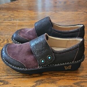 ALEGRIA BY PG LITE SIZE 37 (6.5 US) BROWN TOOLED AND SUEDE LEATHER WITH TURQUOIS